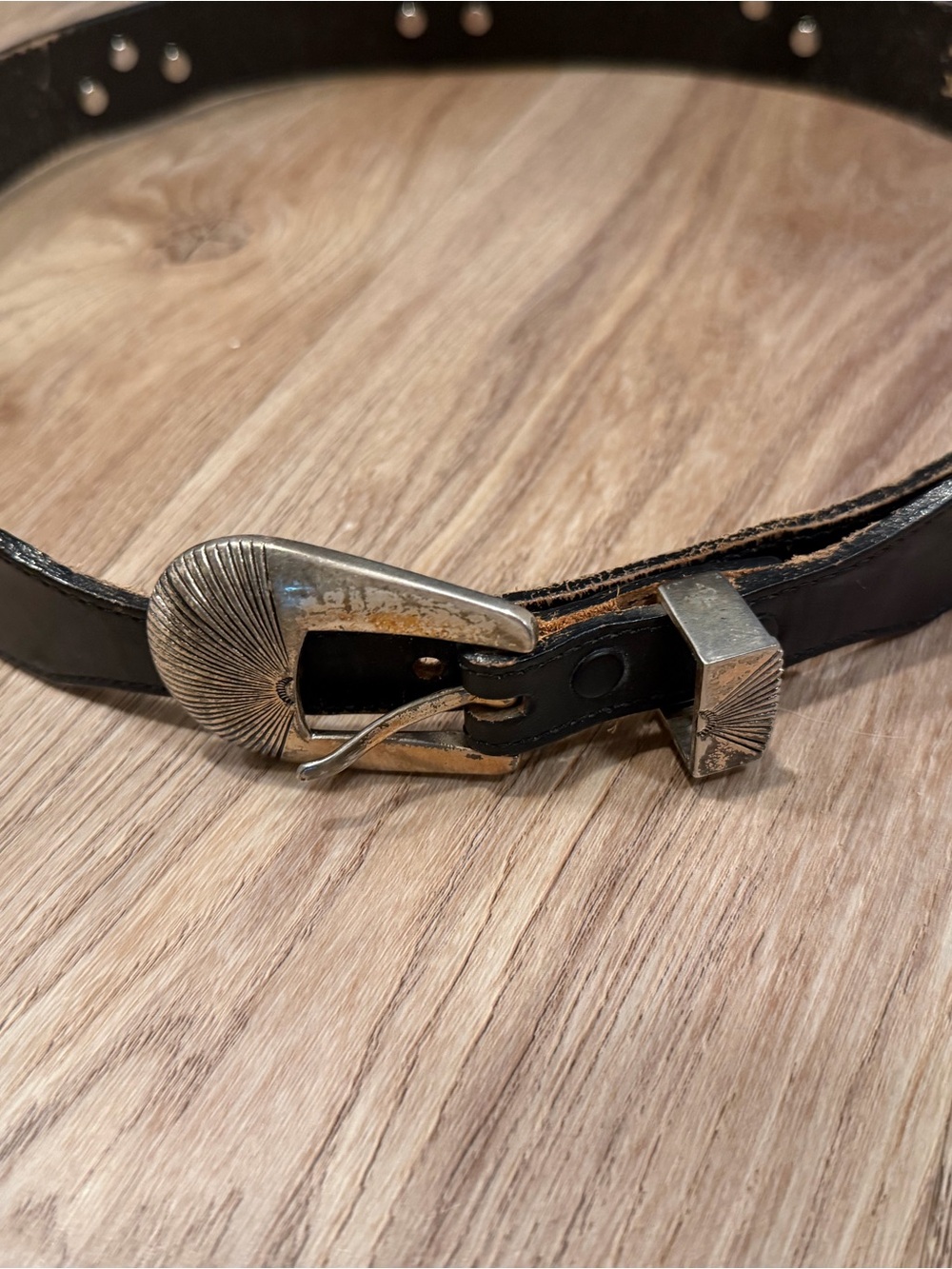 Black Silver Creek Leather Belt with Decorative Silver accents w/Buckle size 34